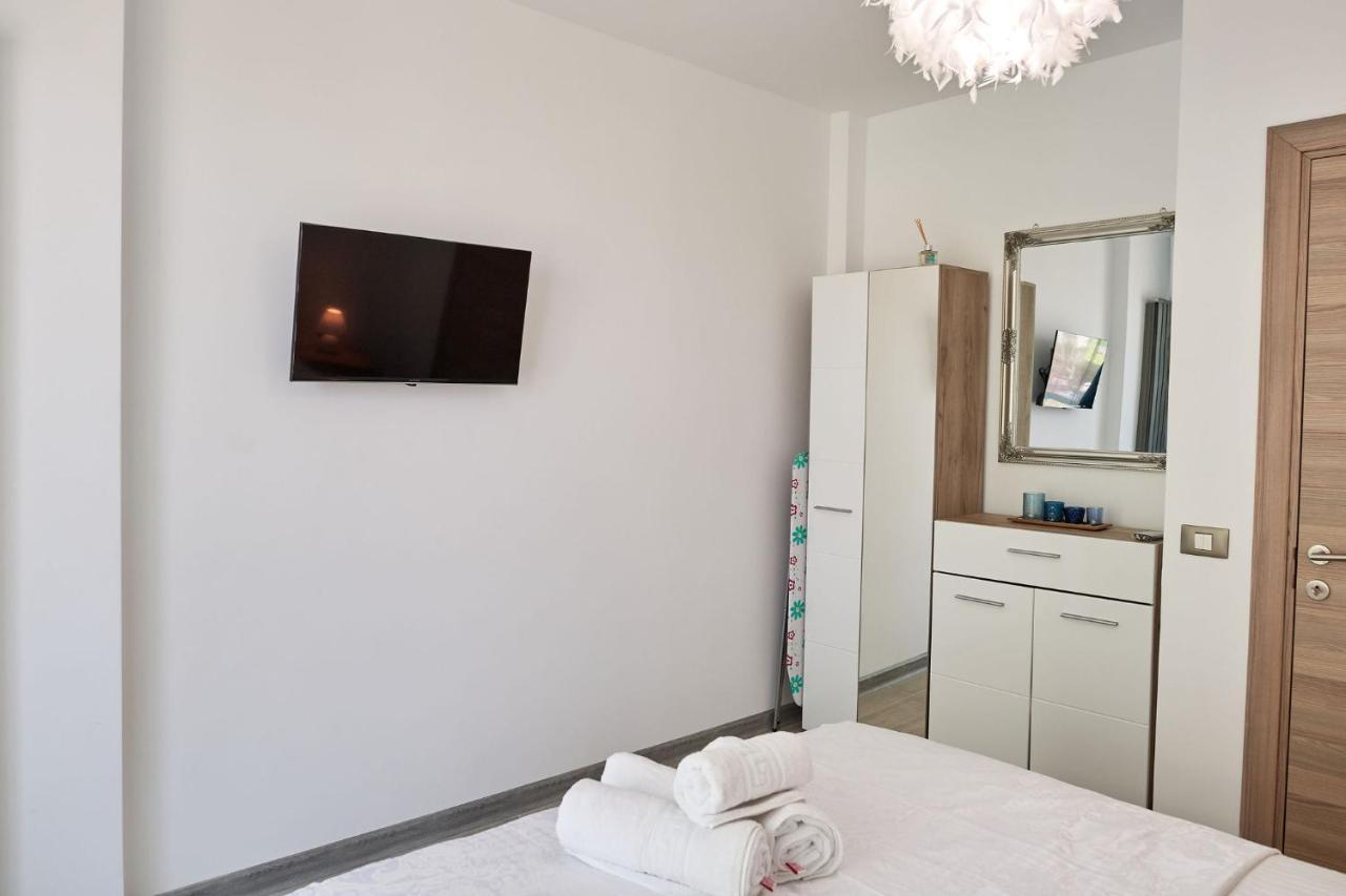 Sophie Apartment Spa N Pool Beach Resort Нэводари Экстерьер фото